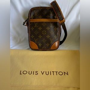 Authentic Louis Vuitton Monogram Danube Crossbody Shoulder Bag
